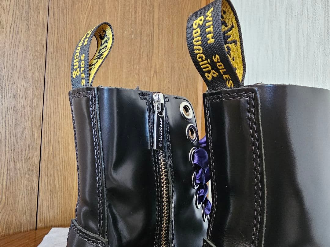 【極美品】定価4万 Dr.Martensドクターマーチン 8ホール 厚底23cm