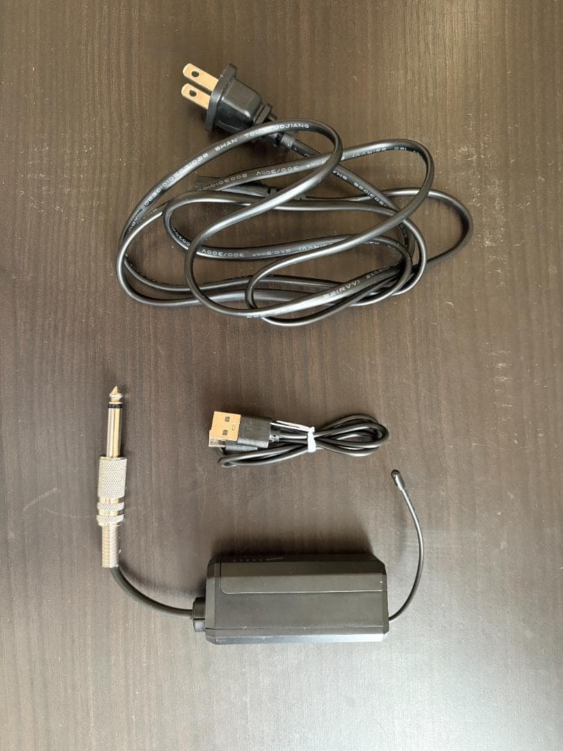 8インチポータブルBluetooth充電式スピーカー（RGBリングライト付き）