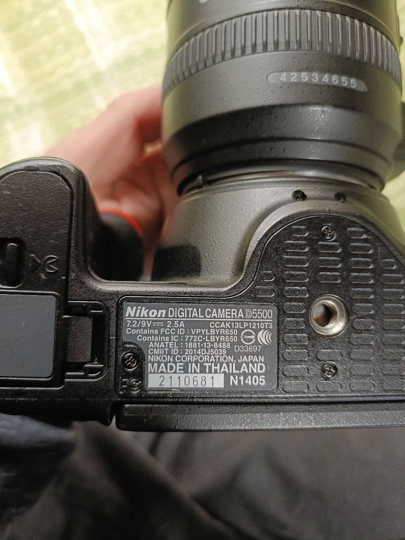 Nikon D5500 デジタル一眼レフ レンズ18-200mm VR II