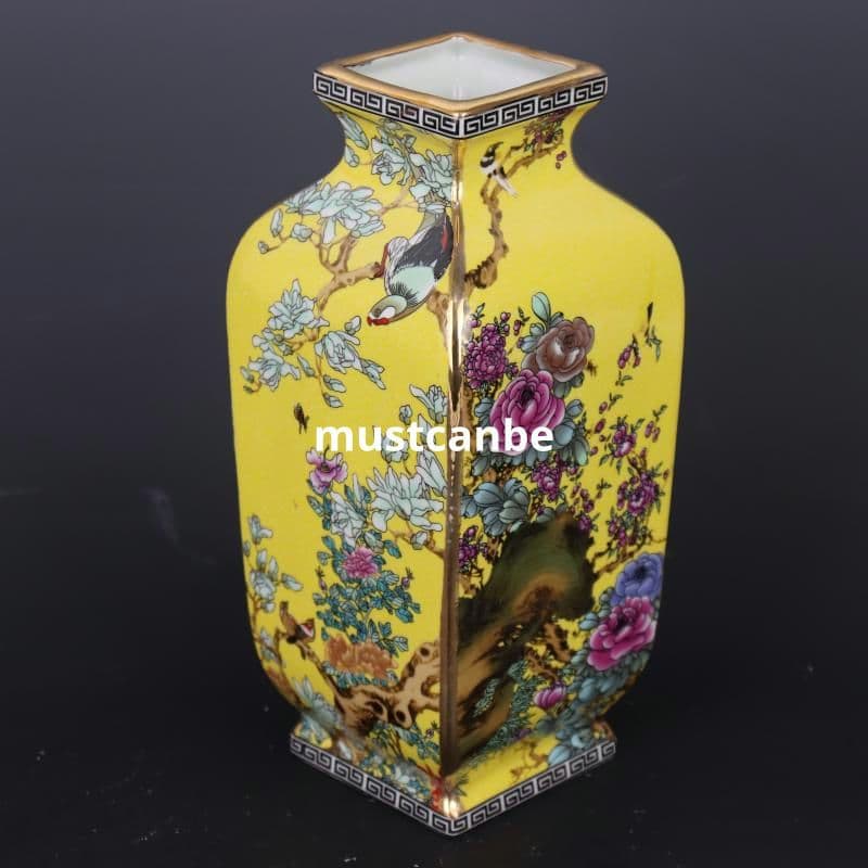 清乾隆蒔金琺瑯彩花鳥紋黄四方賞瓶 景徳鎮 陶磁器 装飾品 現代工芸品美術品 置物