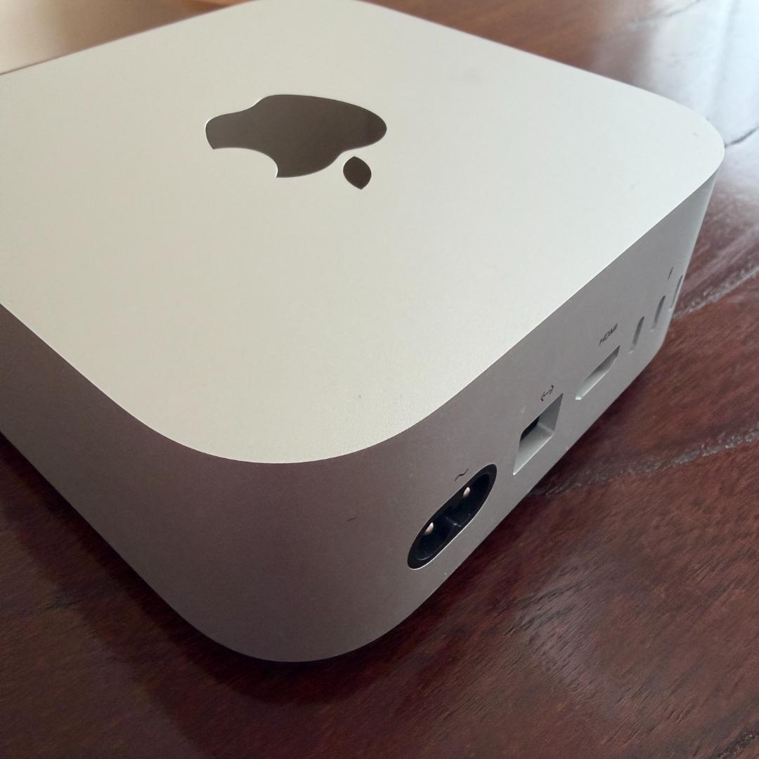 Apple Mac mini M4 16GB 256GB 新古品　保証期間内