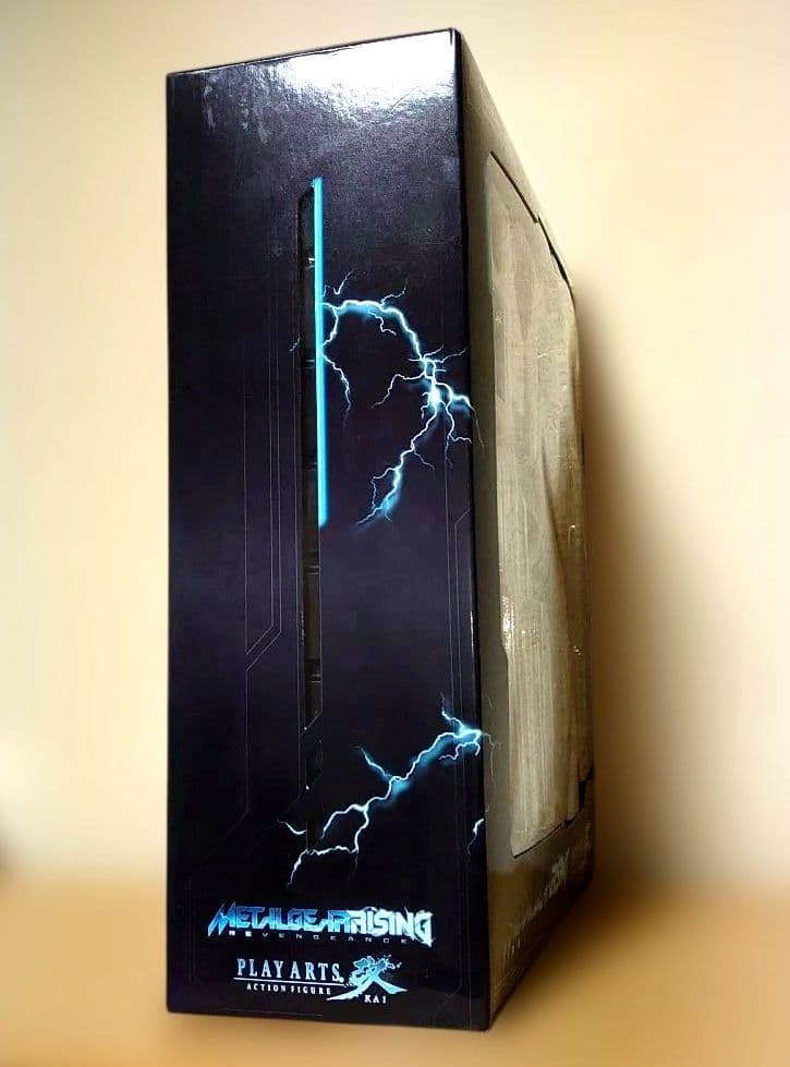 PLAY ARTS 改 メタルギア ライジング リベンジェンス 雷電 フィギュア