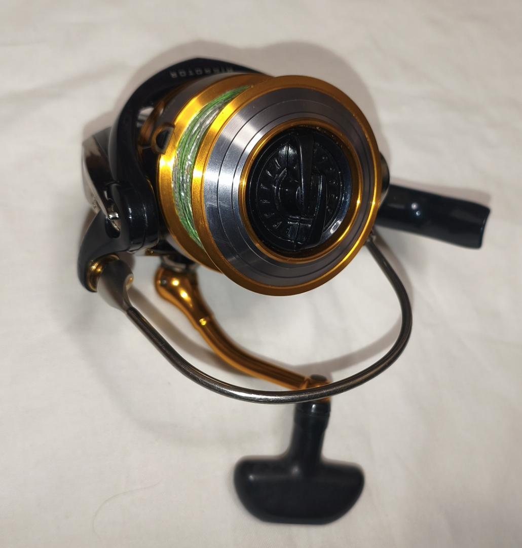 DAIWA　レブロス3000　057377　使用頻度少　箱なし 美品 + ライン