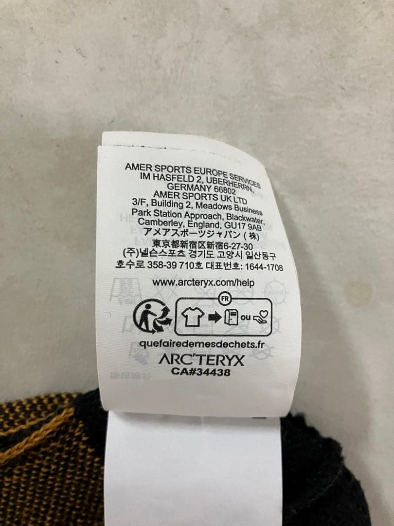 ARC'TERYX ビーニー ニット帽　黒・金 アークテリクス　正規品