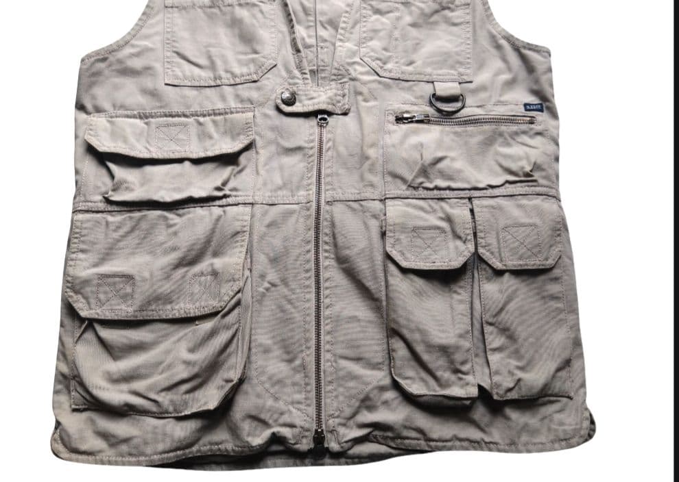 5.11 TACTICAL　ミリタリーベスト　アウトドア　S大きめ　多少黄ばみ
