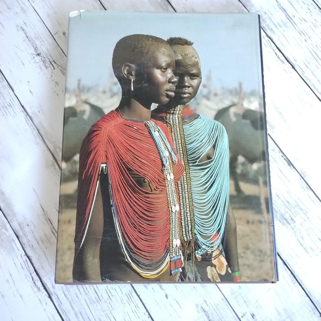 洋書 Africa Adorned by Angela Fisher