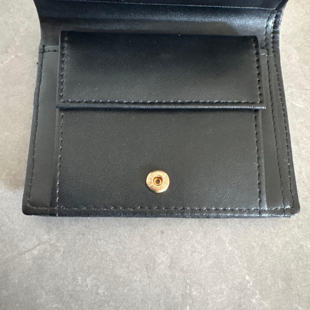 MIU MIU/二つ折り財布/ブラック/美品/格安/最終値下げ