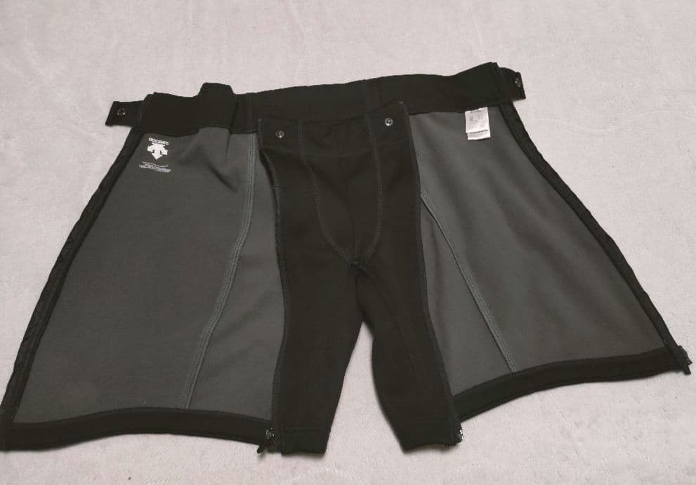 ksn5　DESCENTEデサント★スキーレーシング用ハーフパンツ★150