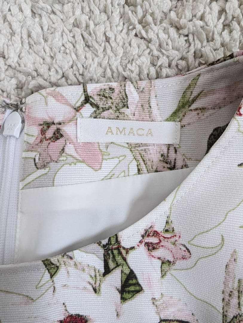【新品】アマカ 花柄ワンピース 40 ボタニカル ミモレ丈