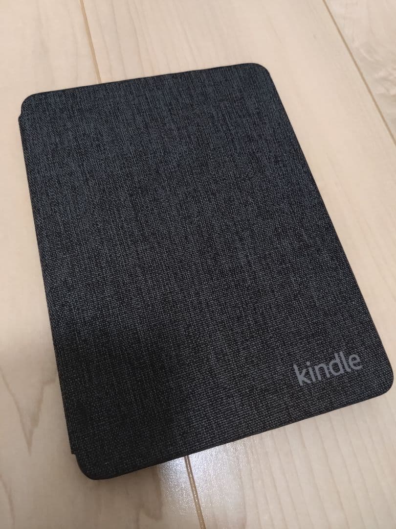 Kindle Paperwhite 第12世代 32GB 7インチ 純正カバー付