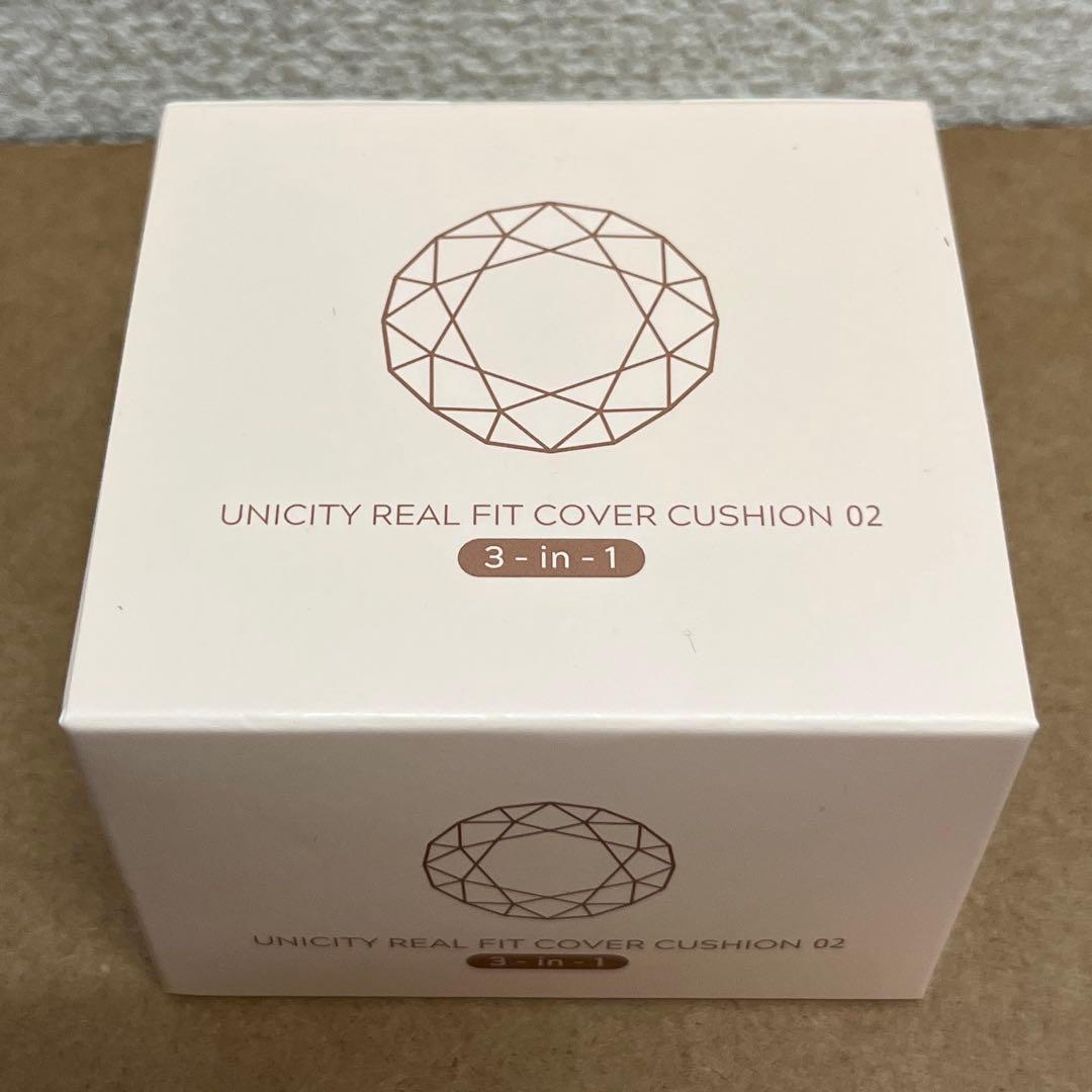 ユニシティ ファンデ　リアルフィットカバークッション　02 ナチュラルベージュ