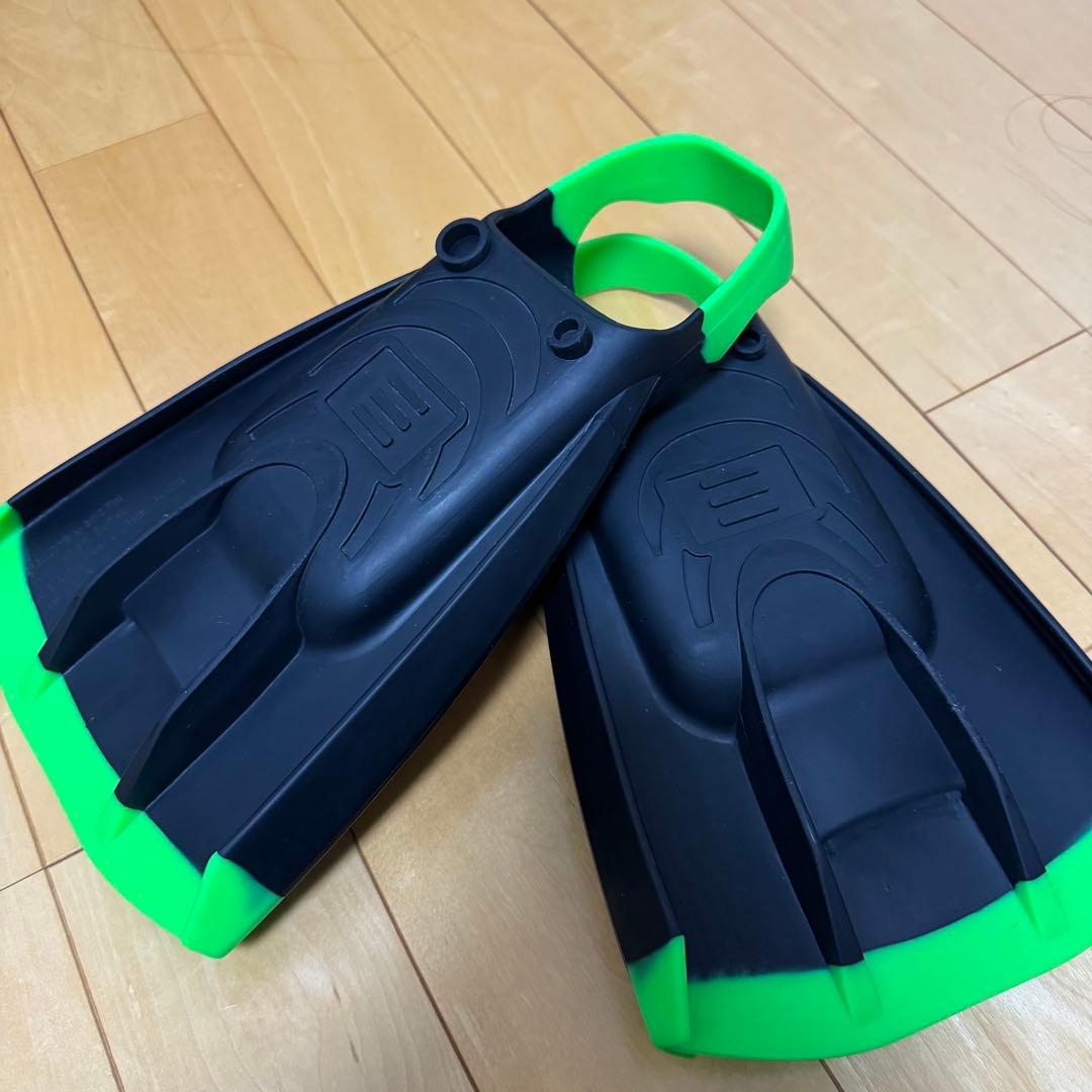 DMC REPELLOR FINS スイム&ボディボードフィン Mサイズ