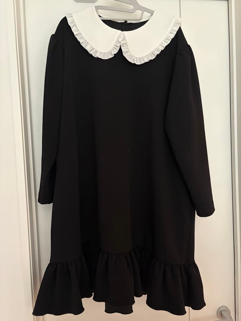きよめもち　UNMINOU アンミヌ　ペタルカラーワンピース(BLACK)
