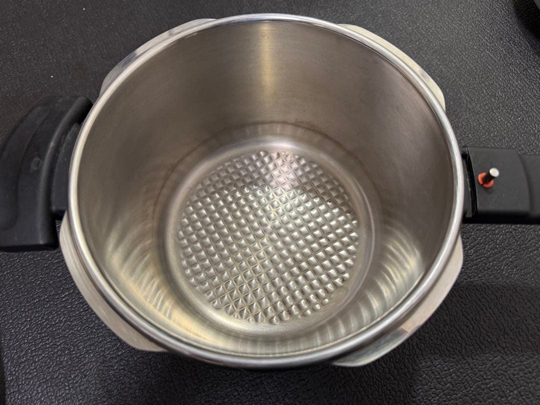 Fissler フィスラー 圧力鍋 プレミアム 2.5L 蒸し器付き