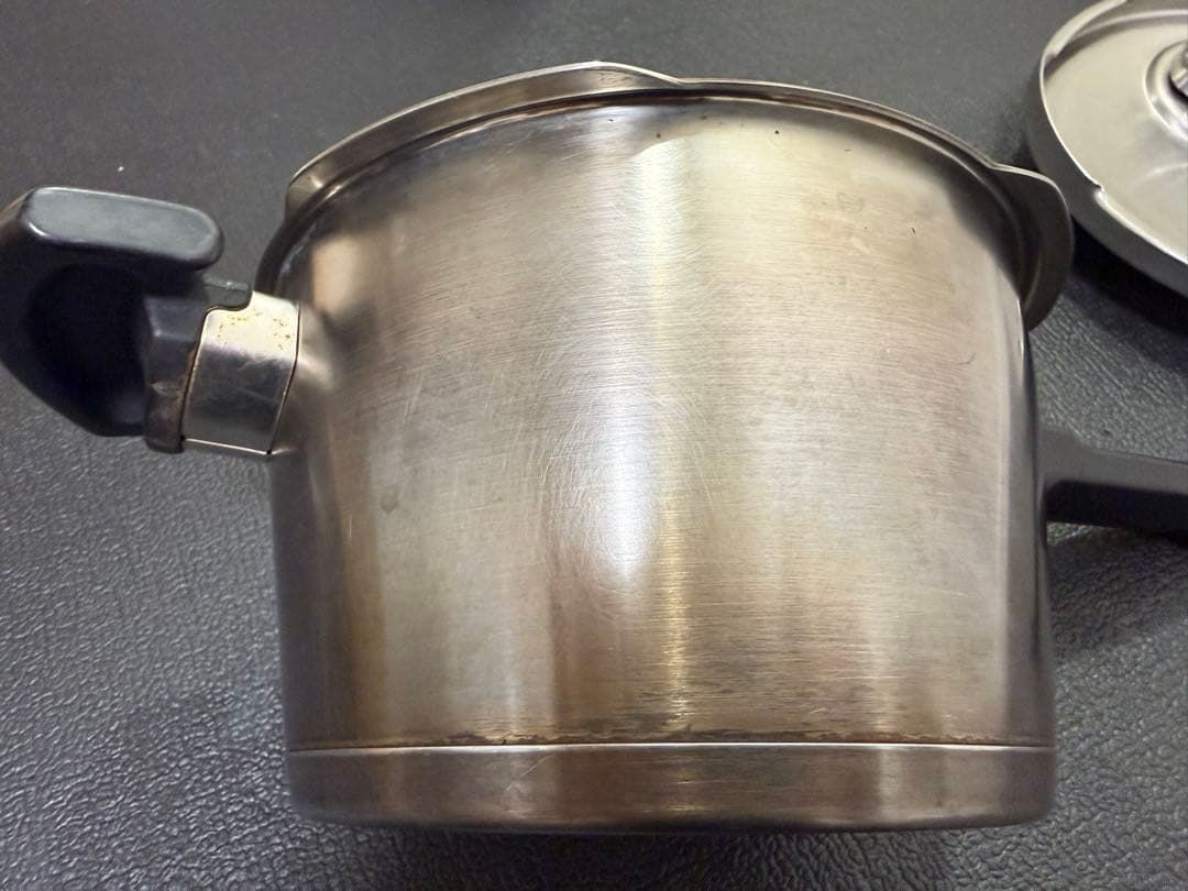 Fissler フィスラー 圧力鍋 プレミアム 2.5L 蒸し器付き