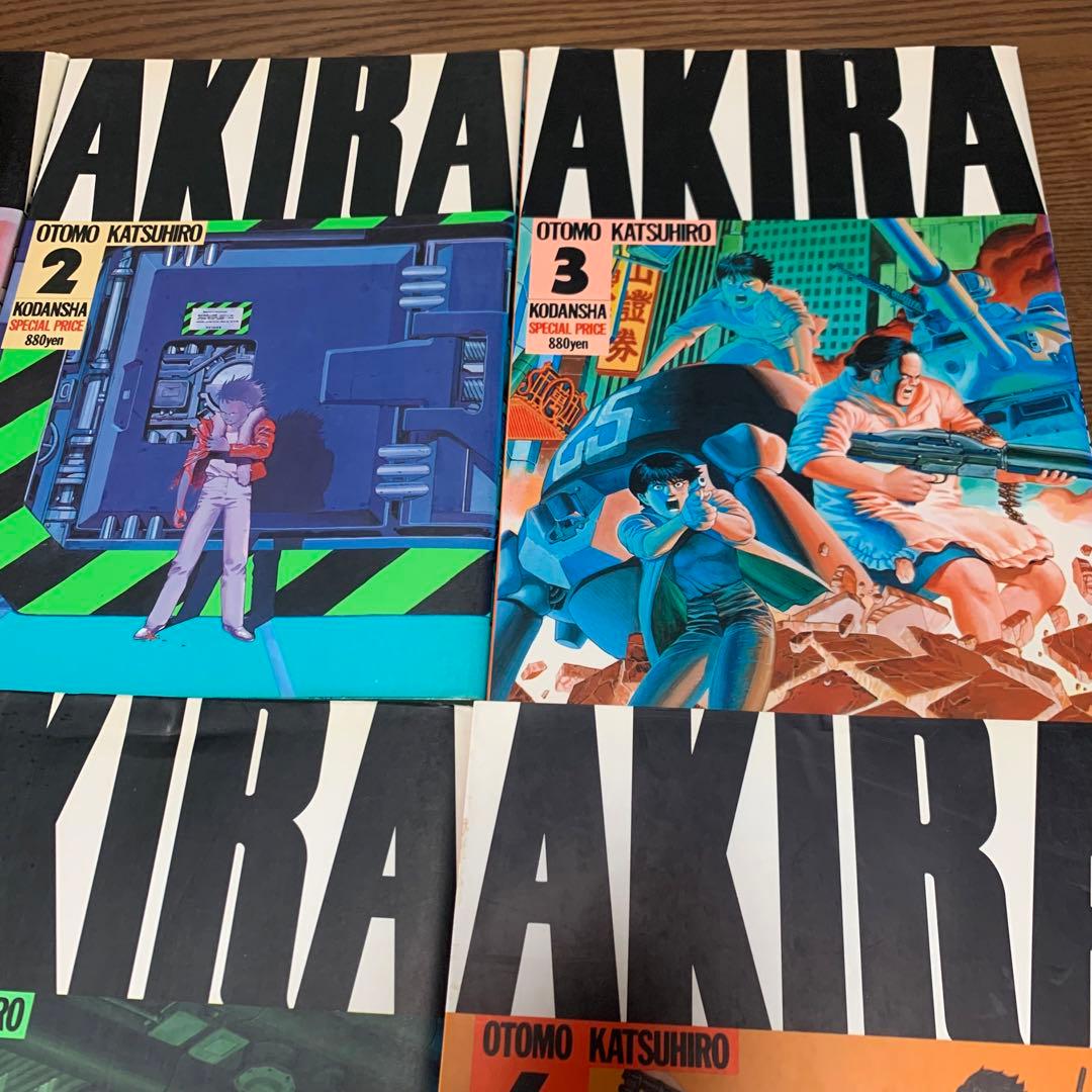 AKIRA 漫画本 全６巻 アキラ 宇宙 アクション 戦闘 アクション