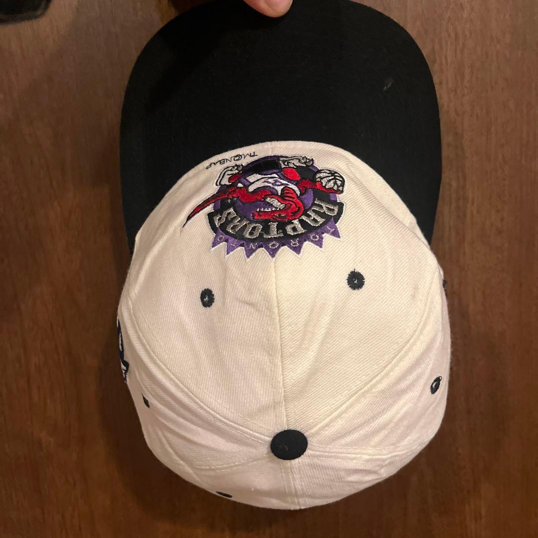 90s’ Vintage cap RAPTORS NBA ツバ裏グリーン　古着