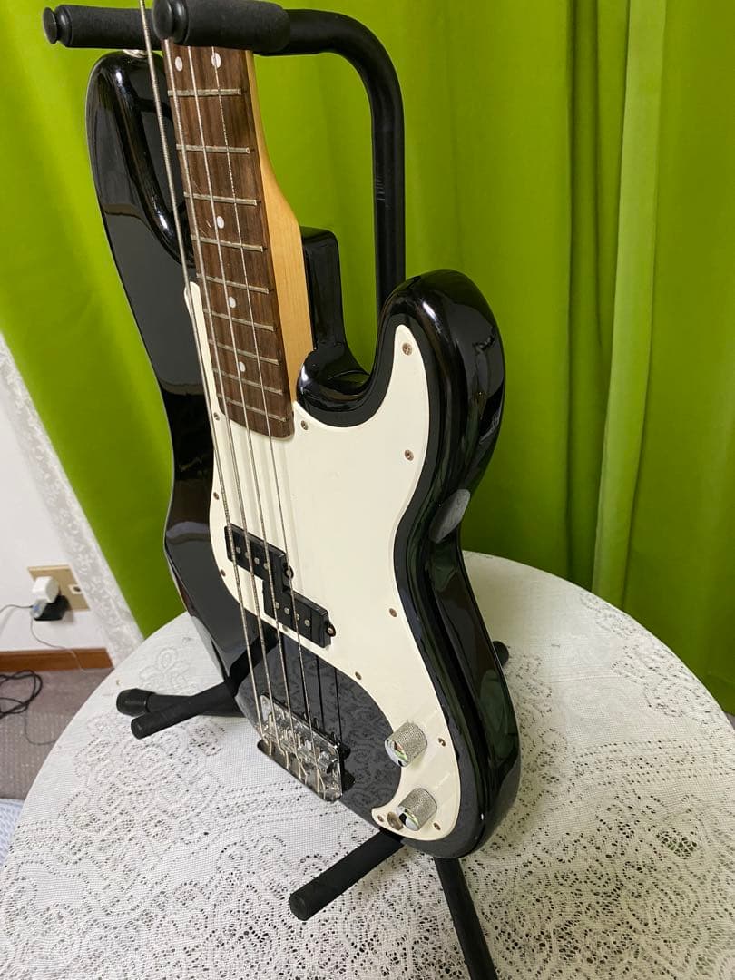 甲*助様 クリスマス特価　ジャズしようぜ！by Fender ジャズバスBusk