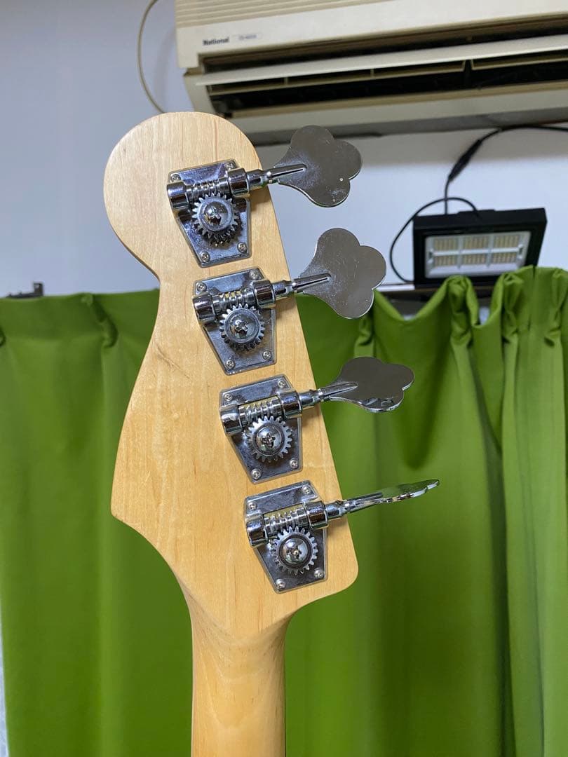 甲*助様 クリスマス特価　ジャズしようぜ！by Fender ジャズバスBusk