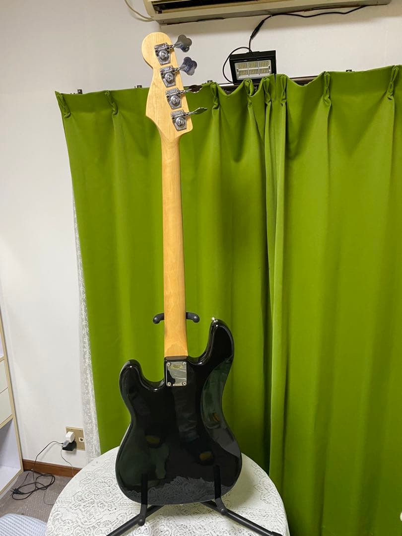 甲*助様 クリスマス特価　ジャズしようぜ！by Fender ジャズバスBusk