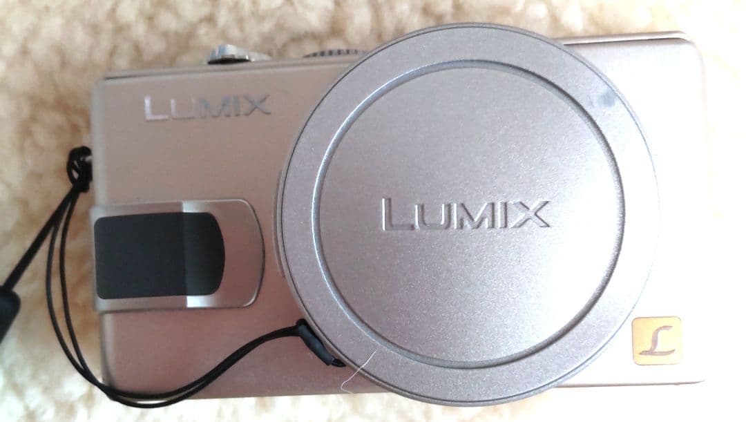 Panasonic DMC-LX1 コンパクトデジタルカメラ シルバー