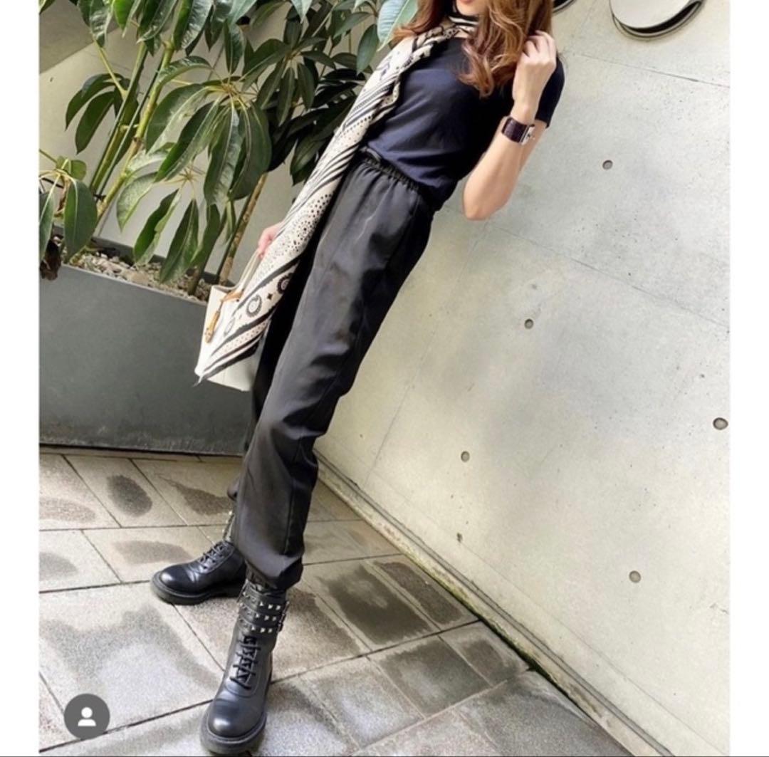 美品！ヴァレンティノ ロックスタッズショートブーツ