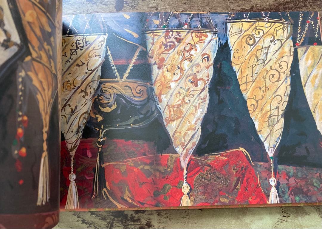 希少 アーティストIsabelle de Borchgrave 紙の世界 洋書