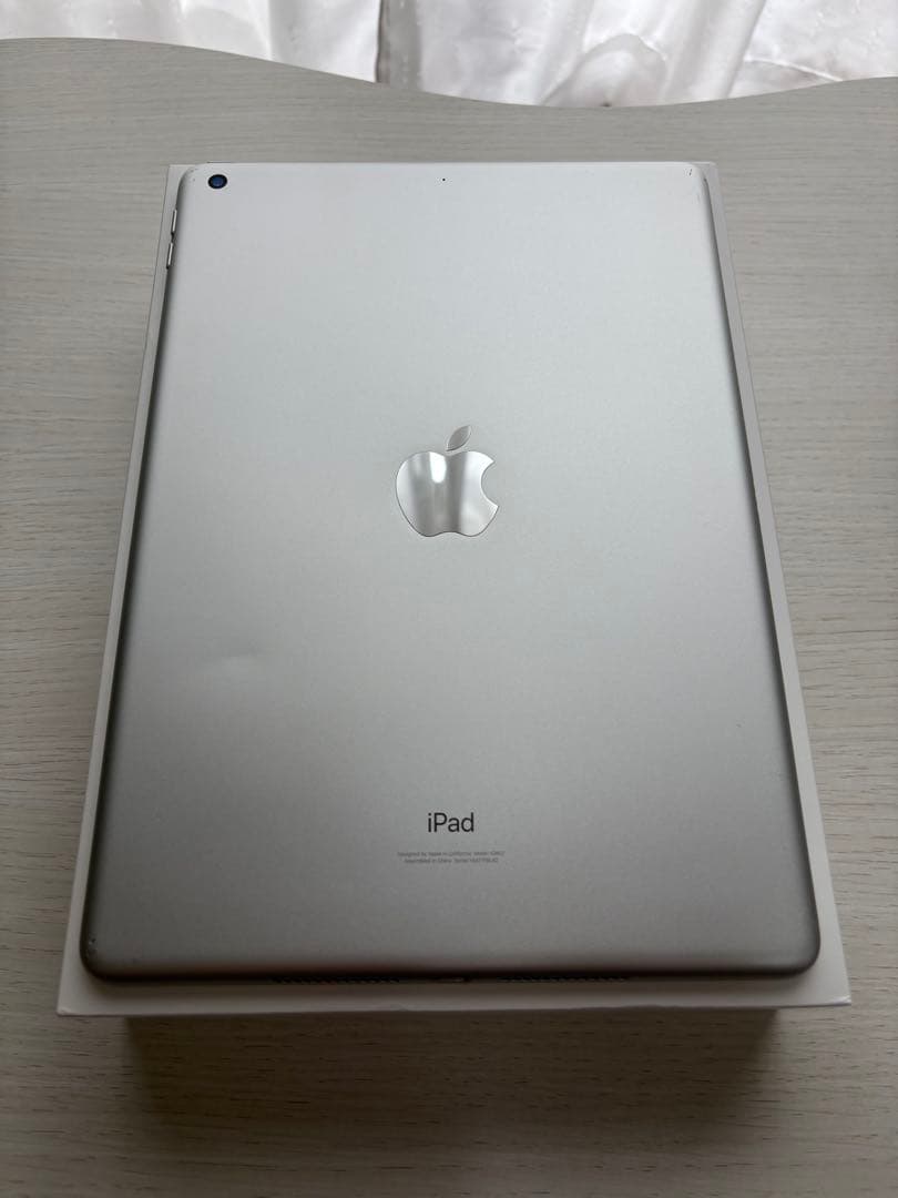 iPad 第9世代 64GB スペースグレイ Wi-Fiモデル キーボード付き