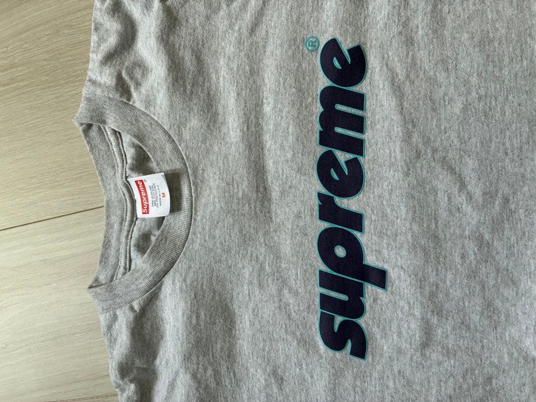 supreme グレー Tシャツ