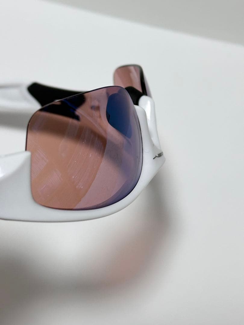 Oakley スポーツサングラス ホワイト/ブラック