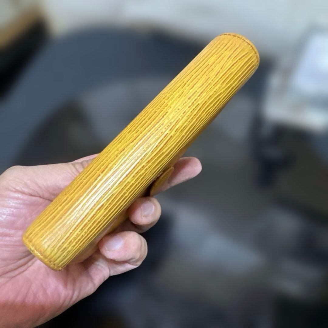 ⑩☆良品♪エピ ♪ガマ口♦︎折り財布♪イエロー