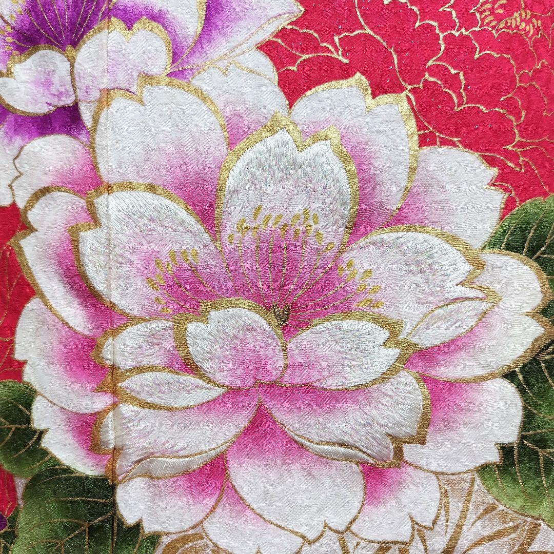 SALE中☆振袖フルセット(8点)成人式・大輪牡丹柄・金彩加工・金通し・豪華刺繍