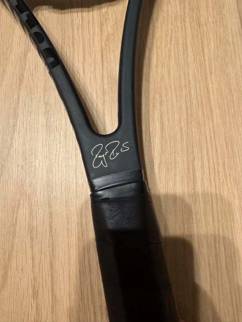 ラケット(硬式用) Wilson Pro Staff Roger Federer RF97 v11