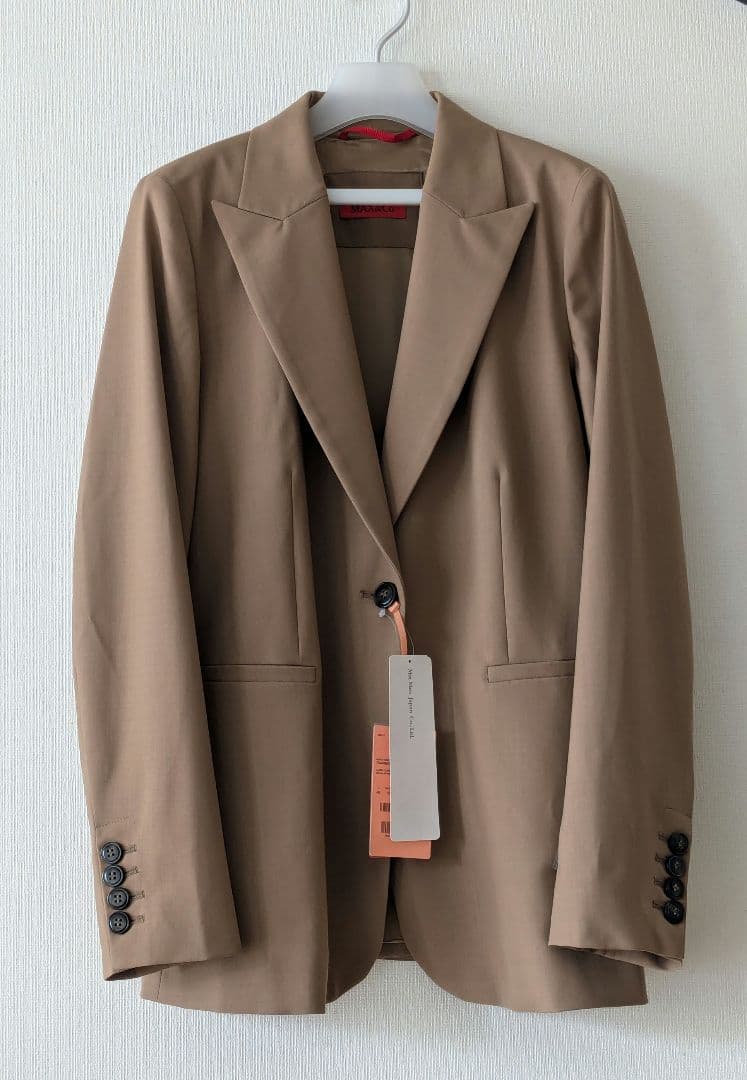 未使用　MAX&Co. マックスアンドコー ジャケット 大きめ 赤ダグ 48
