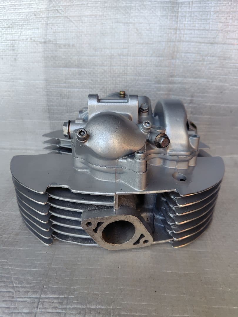 ★SR400★ビッグフィンシリンダーヘッド★ラウンドタイプ★ワンオフ製作★