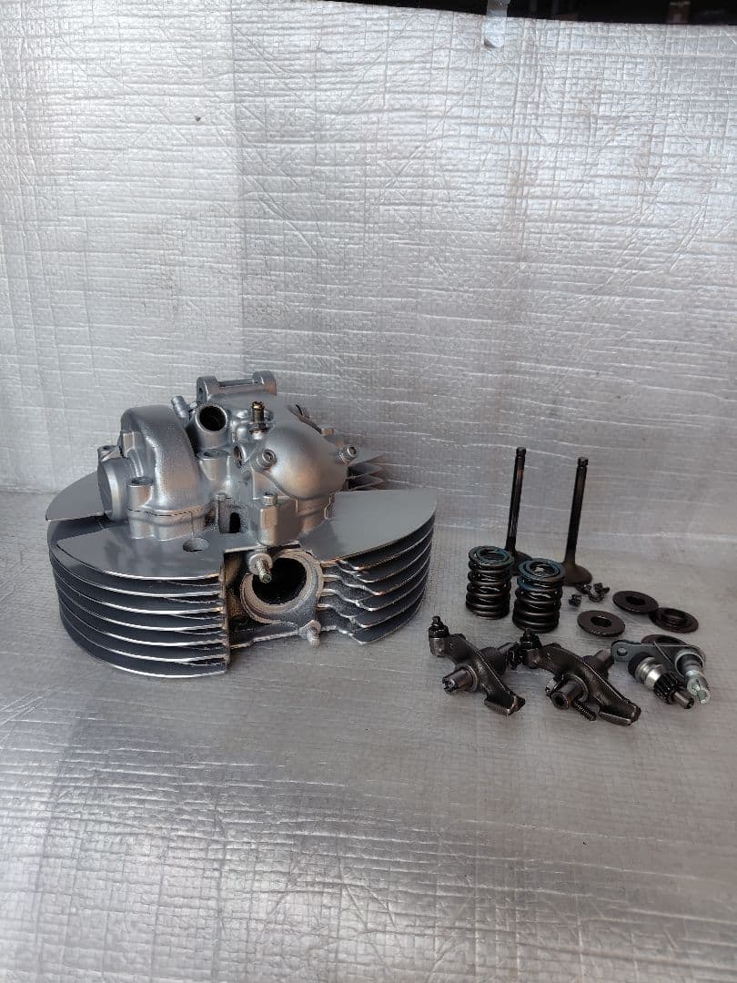 ★SR400★ビッグフィンシリンダーヘッド★ラウンドタイプ★ワンオフ製作★
