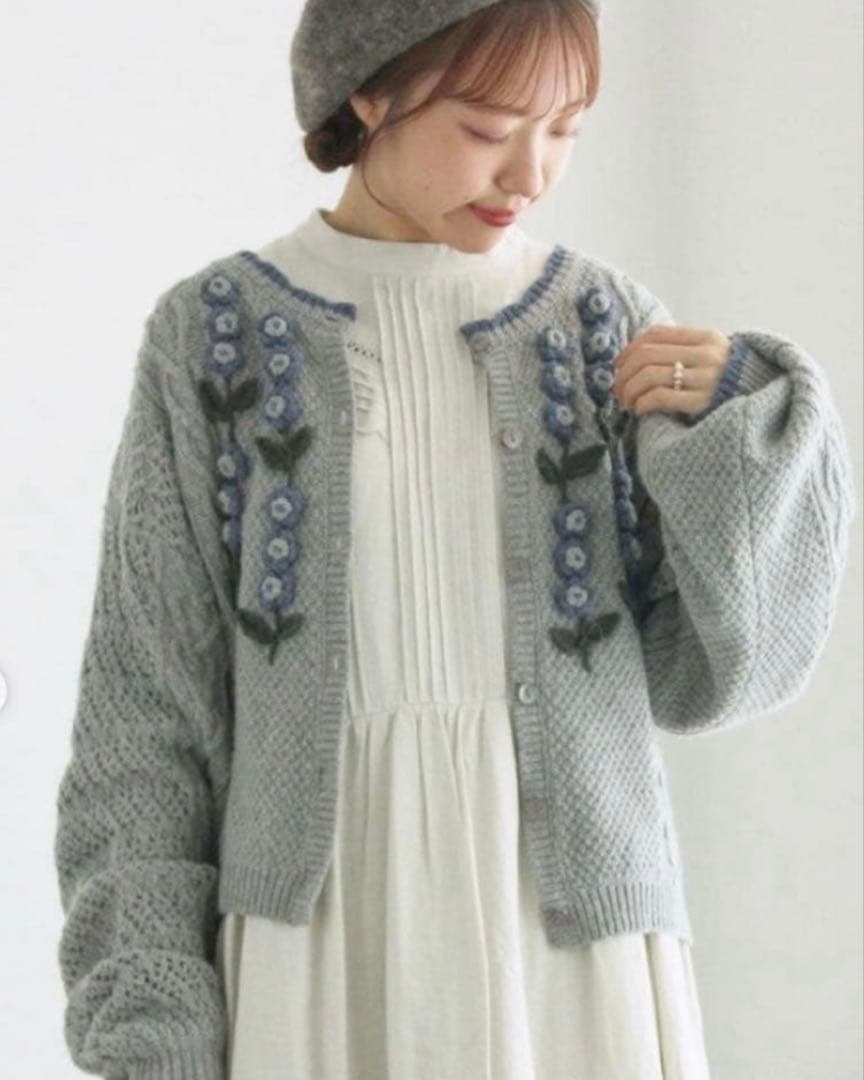 tsuharu 新品未使用タグ付き かぎ針お花モチーフ付きニットカーディガン