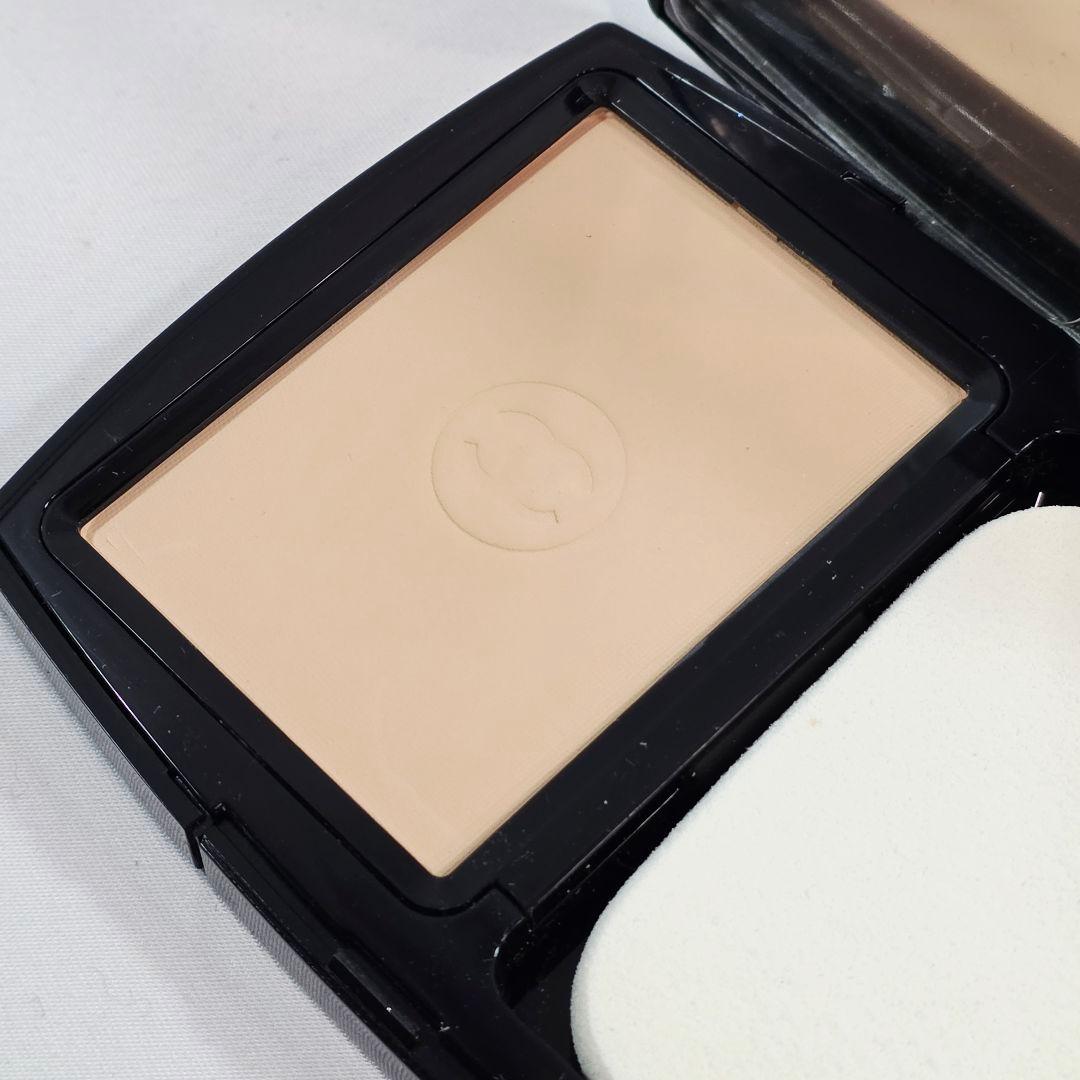 ◇CHANEL ウルトラルタンコンパクト BR22 パウダーファンデ 22