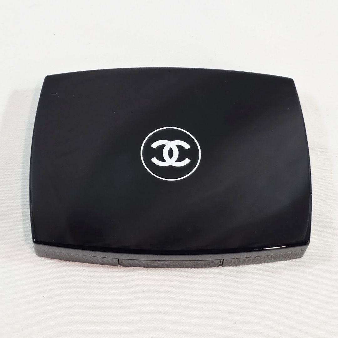 ◇CHANEL ウルトラルタンコンパクト BR22 パウダーファンデ 22