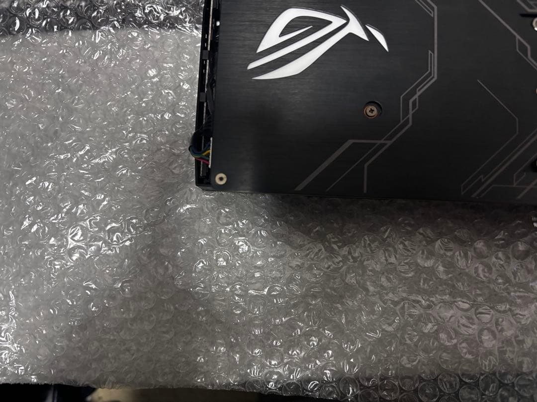 グラフィックボード・グラボ・ビデオカード ASUS ROG STRIX RADEON RX Vega56