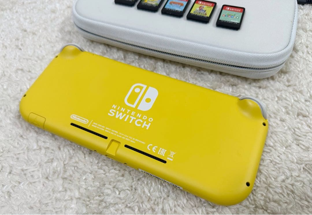 Nintendo Switch Lite 人気カセット5本付き