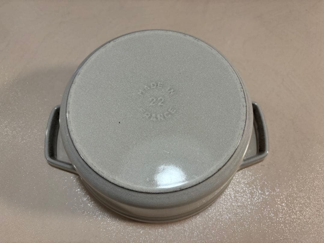 ストウブ 鍋 Staub ピコ・ココット ラウンド 22cm 両手鍋 IH対応