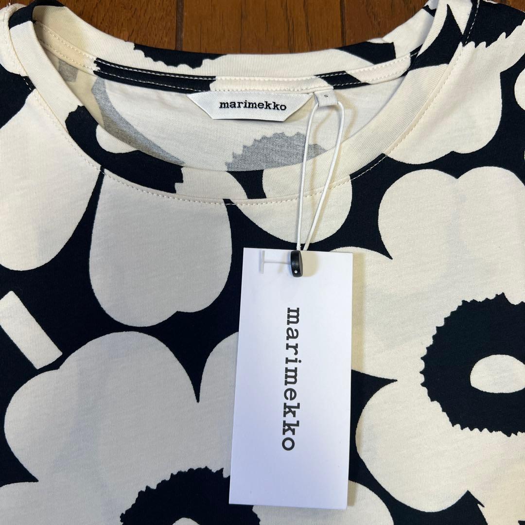 marimekkoマリメッコTシャツ　フラワープリント　 Sサイズ レディース