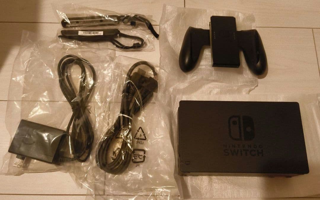 Nintendo Switch 本体(グレー)、プロコン、充電グリップ セット