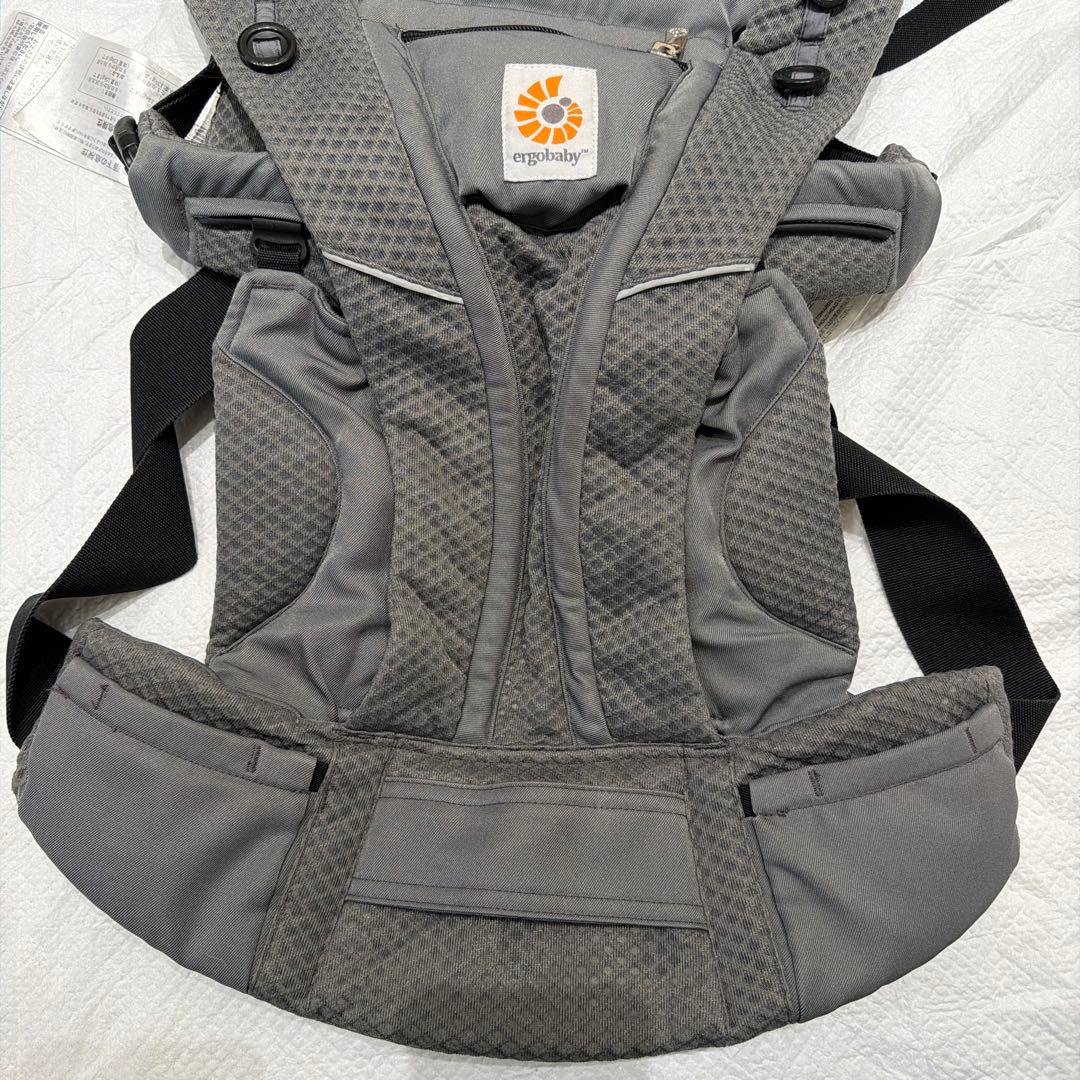 カバー付 ergobaby OMNI breeze 抱っこひも 0-4歳用
