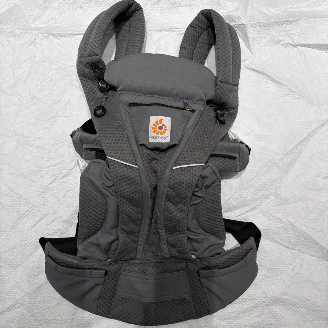 カバー付 ergobaby OMNI breeze 抱っこひも 0-4歳用