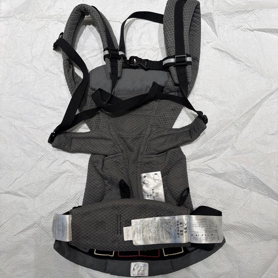 カバー付 ergobaby OMNI breeze 抱っこひも 0-4歳用