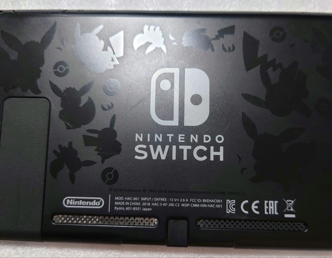 L*p様 Nintendo Switch 本体　ピカチュウ・イーブイ版