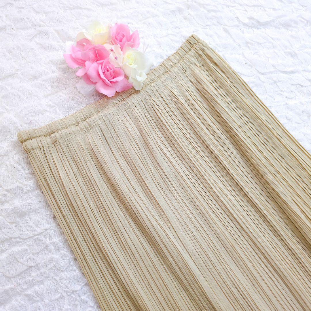【美品】PLEATS PLEASE　マキシ丈ロングスカート　ベージュ　3