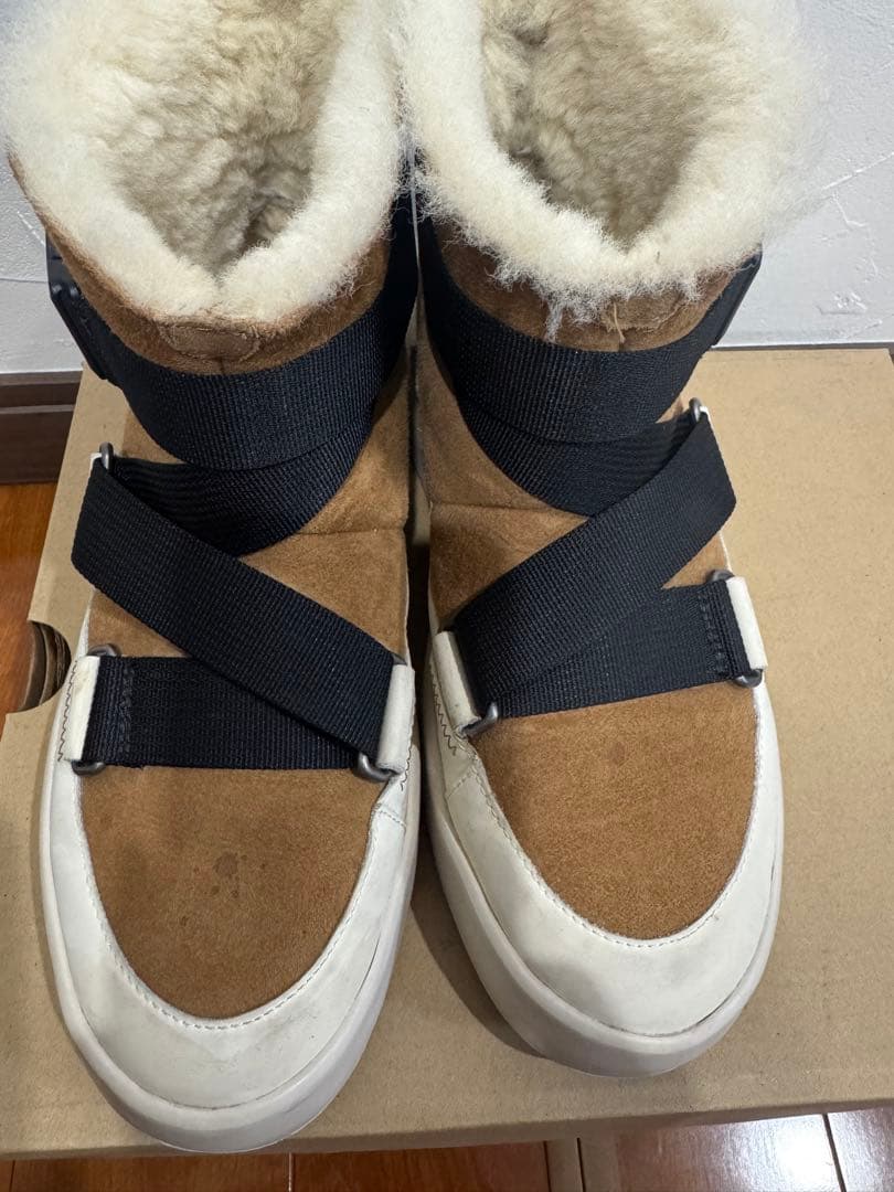 【完売品】UGG 厚底 ボアブーツ24cm 正規品